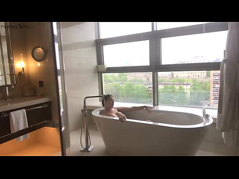 ❤️ Babe izugarria Sutsuki jertzen da bere pussy off bainugelan ❤️❌ Porno gugan ❤