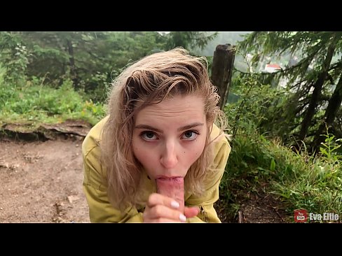 ❤️ Neskak esperma irensten du puzker publiko baten ondoren - Eva Elfi ❤️❌ Porno gugan ❤